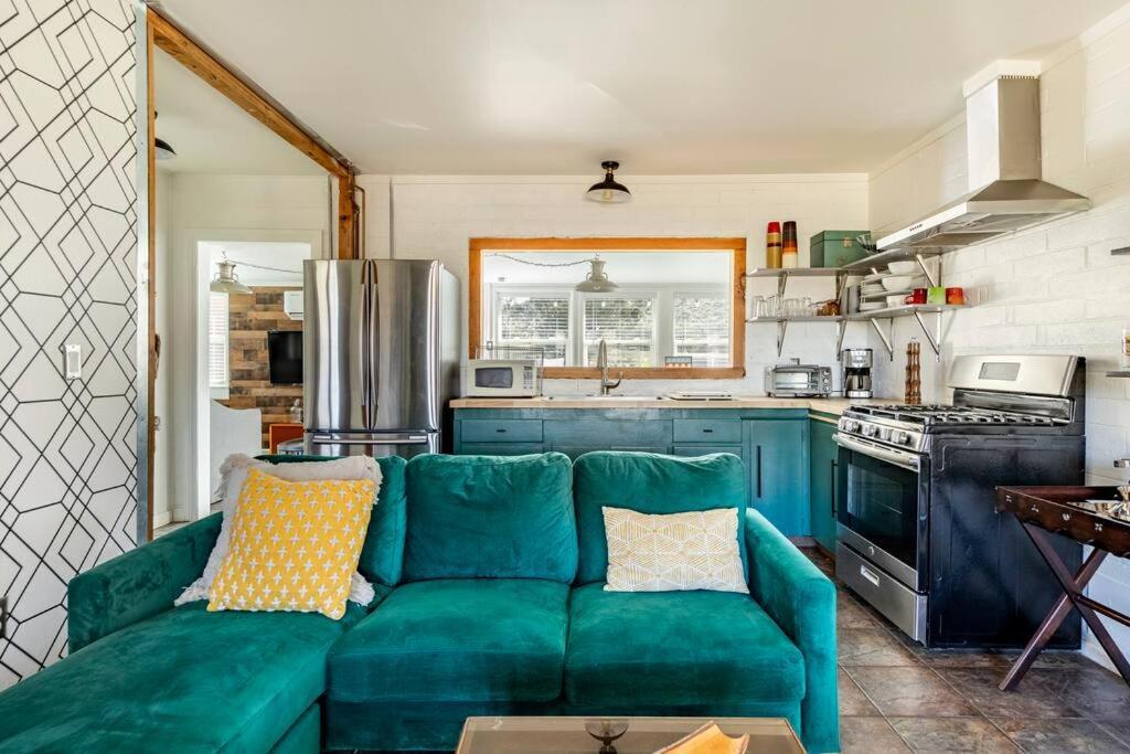 Jt'S Star Catcher Cabin - Hot Tub Yucca Valley Ngoại thất bức ảnh