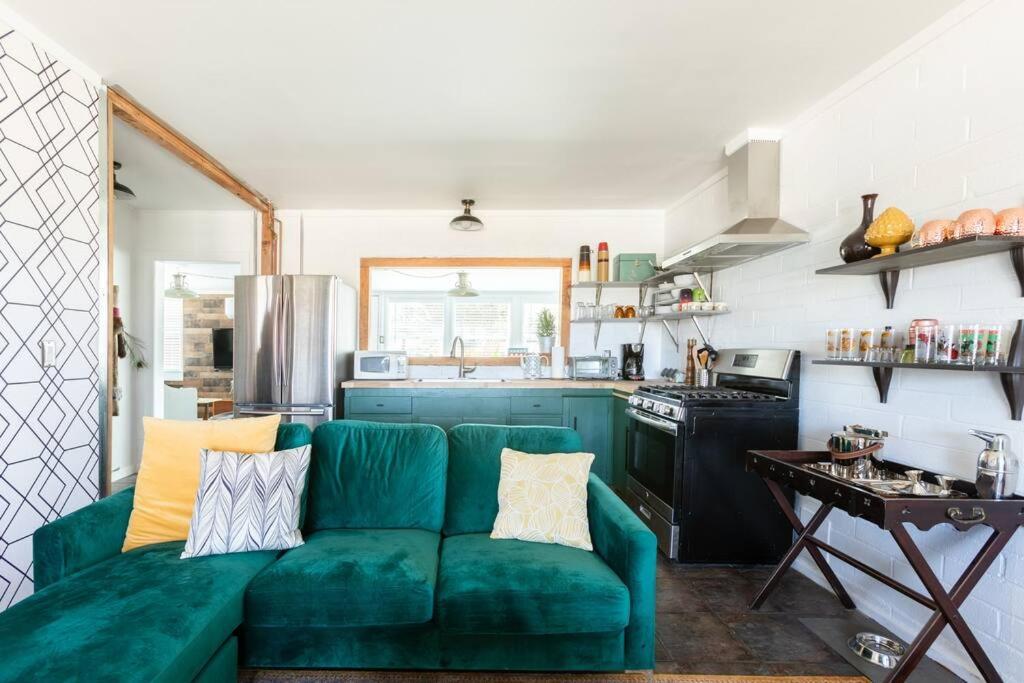 Jt'S Star Catcher Cabin - Hot Tub Yucca Valley Ngoại thất bức ảnh