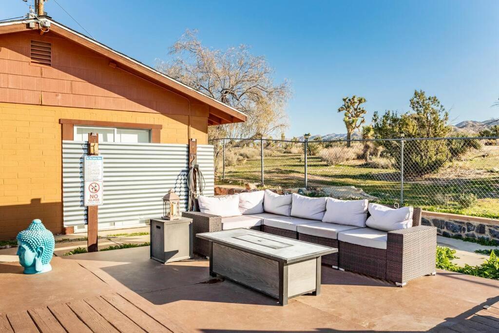 Jt'S Star Catcher Cabin - Hot Tub Yucca Valley Ngoại thất bức ảnh