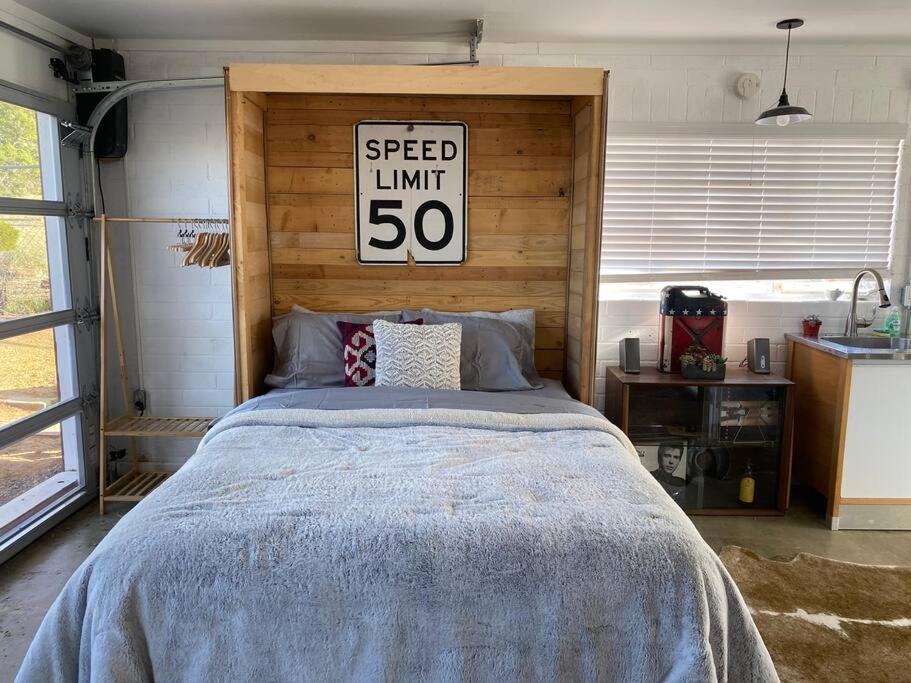 Jt'S Star Catcher Cabin - Hot Tub Yucca Valley Ngoại thất bức ảnh