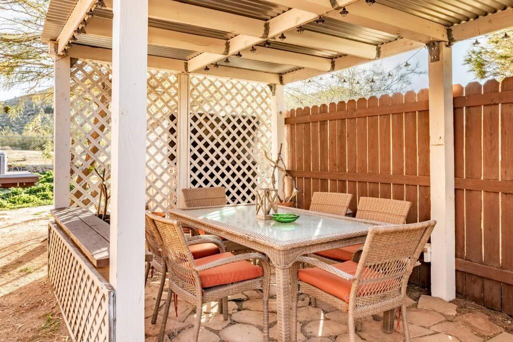 Jt'S Star Catcher Cabin - Hot Tub Yucca Valley Ngoại thất bức ảnh
